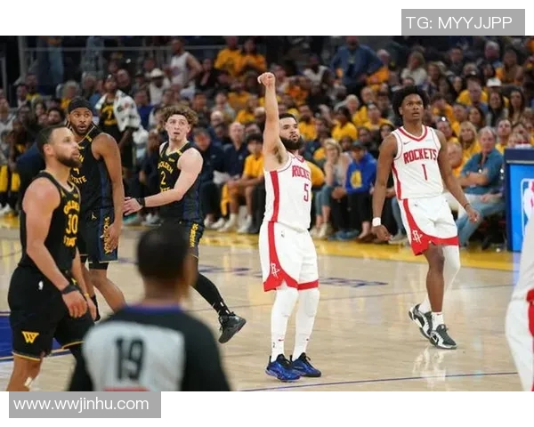 弗雷德范弗利特的篮球之路与职业生涯的辉煌成就解析 弗雷德范弗利特的篮球之路与职业生涯的辉煌成就解析