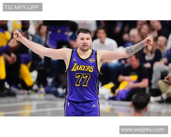 卢卡东契奇:篮球场上的天才少年与未来之星的成长之路 卢卡东契奇:篮球场上的天才少年与未来之星的成长之路