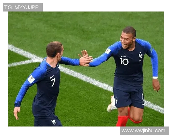 巴西与秘鲁下半场精彩对决分析与战术探讨